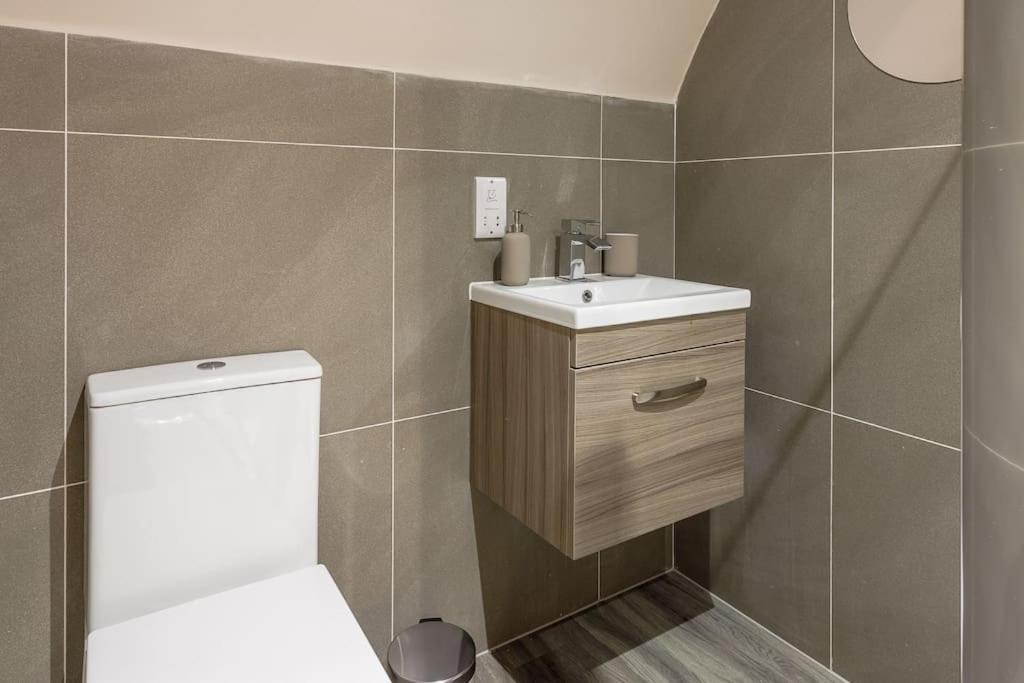 Апартаменты Stylish Duplex 5 Min From Centre Ньюкасл-апон-Тайн Экстерьер фото